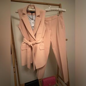 Karen Millen matching vest& pant set- 6/8